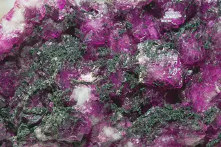 Cobaltaustinite, cobaltoan dolomite 1100.2644.jpg