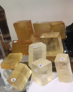 020220313 104404 Iceland spar.jpg