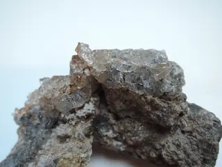 Hyalite (glass water opal) - SiO2·nH2O (29177682567).jpg
