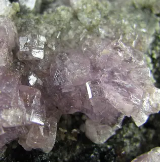 Coquimbite, Voltaite-256099.jpg