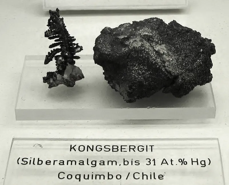 Kongsbergit - Coquimbo, Chile.jpg