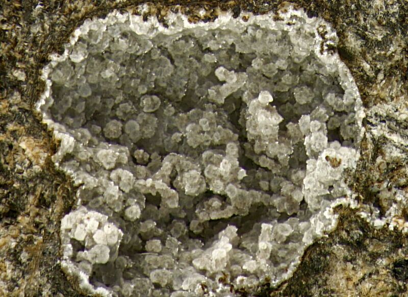 Cowlesite