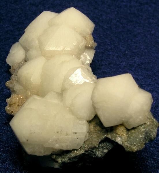 Lead-bearing Aragonite