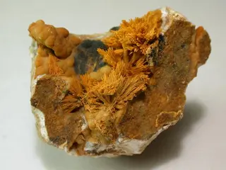 Crandallite-162072.jpg