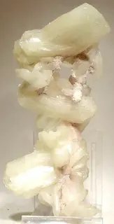 Stilbite-Cristobalite-47643.jpg