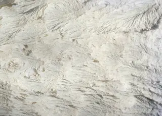 Lime residue thermal water Katlanovo spa 2.jpg