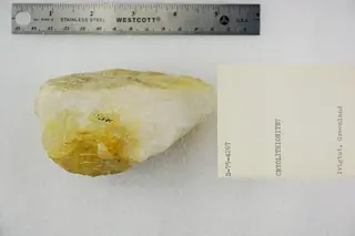 Cryolithionite (?) (48603560847).jpg