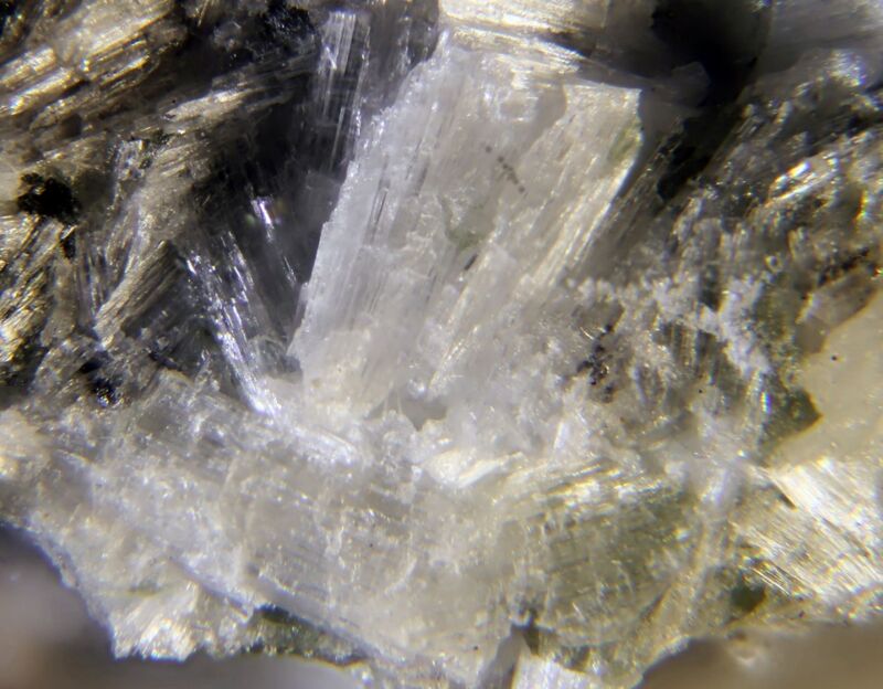 Pseudowollastonite
