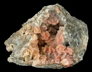 Quartz-Wulfenite-283244.jpg
