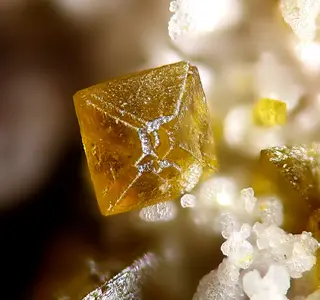 Cyrilovite-141166.jpg