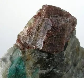 Danalite-202028.jpg