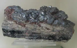 Chloanthit - Niederschlema, sächsisches Erzgebirge.jpg