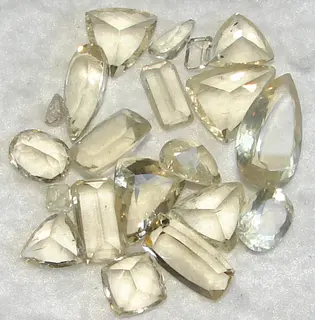Oligoclase cut.jpg