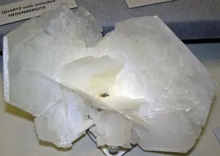 Calcite (Dalnegorsk Skarn Deposit, Late Cretaceous, 70-90 Ma; 2nd Sovietsky Mine, Dalnegorsk, Russia) 5.jpg