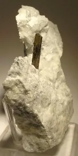 Allanite-(Ce)-39026.jpg