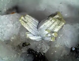 Donnayite-(Y)-Ewaldite-524525.jpg