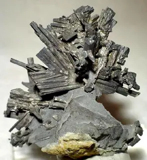 Dyscrasite-22000.jpg