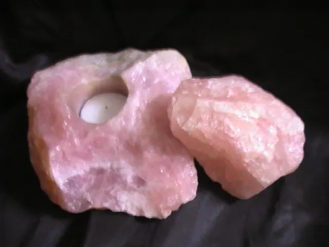 Rose quartz (079).jpg