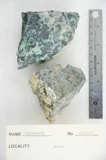 Stetefeldite (47975538377).jpg