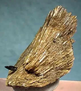 Eudidymite-165229.jpg