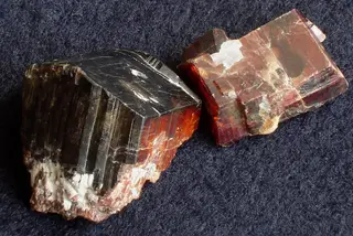 Manganotantalite.jpg