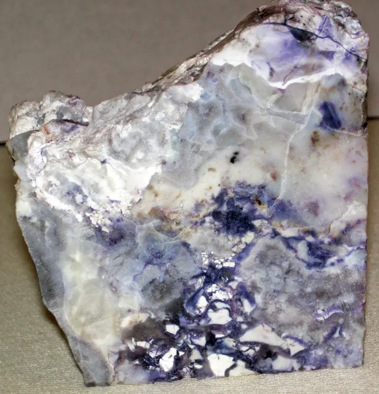 Opalized fluorite (Thomas Range, Utah, USA) 2.jpg