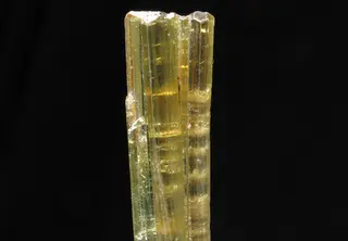 Turmalin verdelit, madagaskar.jpg