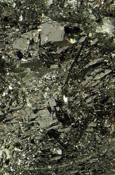 Ferri-kaersutite