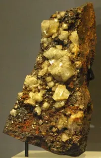 Wardite-RoyalOntarioMuseum-Jan18-09.jpg