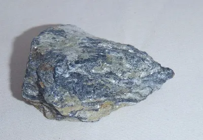 Ferro-glaucophane-773305.jpg