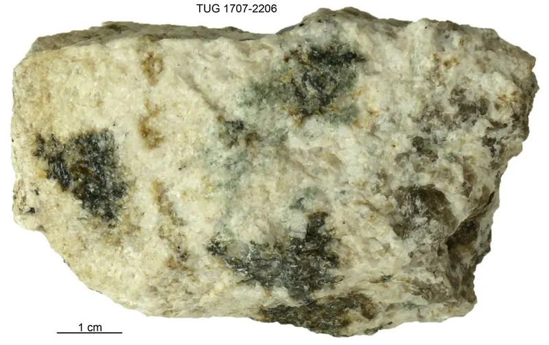 Ilmenorutile