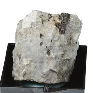 Fersmanite-691778.jpg