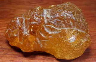 Fichtelite (cropped).jpg