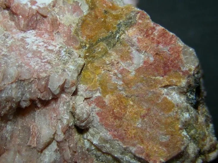 Fluocerite-(Ce)-90395.jpg