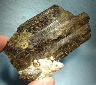 Fluororichterite-184754.jpg