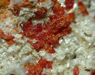 Tiragalloite-237956.jpg