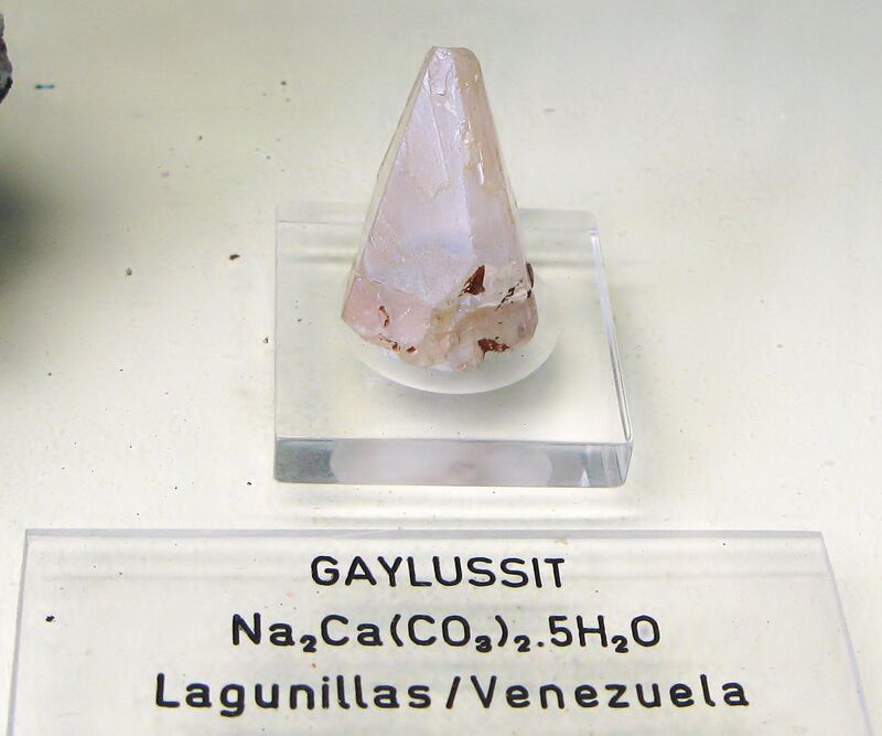 Gaylussite