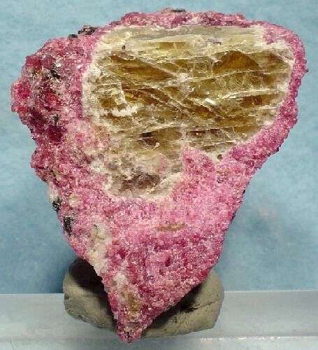 Vlasovite